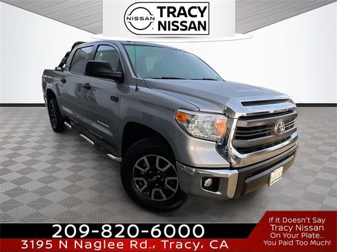 Used 2015 Toyota Tundra SR5 image 1