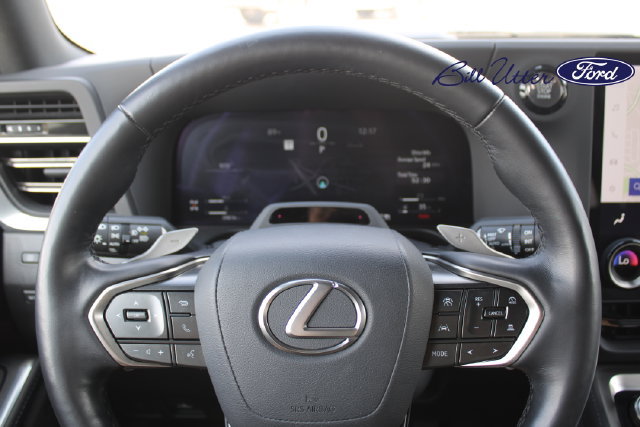 Used 2024 Lexus GX 550 w/ Accessory Package (Z1) AWD/4WD image 25