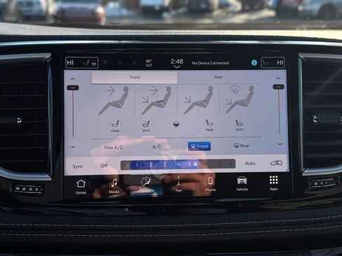 New 2026 Chrysler Pacifica Limited w/ S Appearance Package image 40