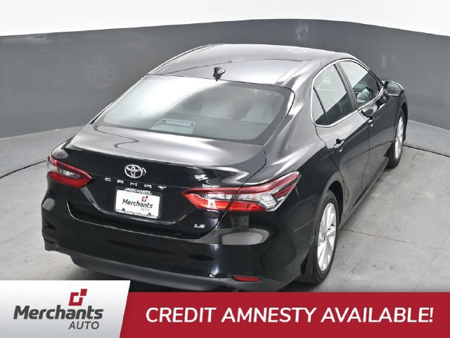 Used 2024 Toyota Camry LE FWD image 32