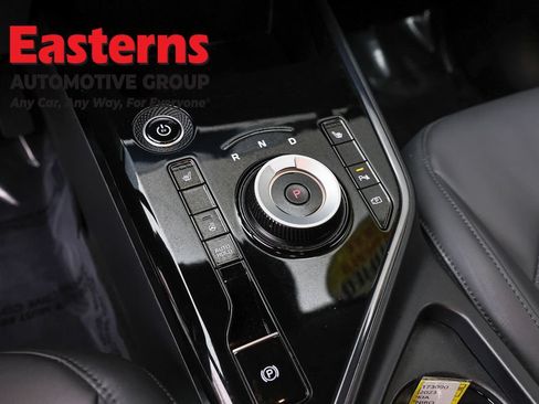 Used 2023 Kia Niro Wind w/ Wind Preserve Package FWD image 13