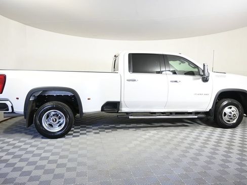 Used 2021 Chevrolet Silverado 3500 High Country w/ Snow Plow Prep/Camper Package AWD/4WD image 8
