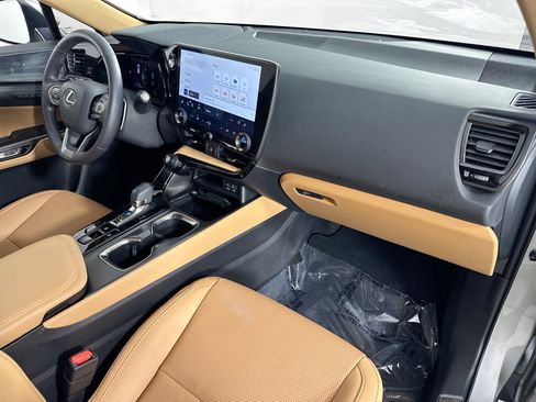 Used 2024 Lexus NX 250 FWD w/ Cold Area Package image 29