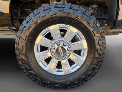 Used 2016 Ford F350 Lariat w/ Lariat Ultimate Package image 11