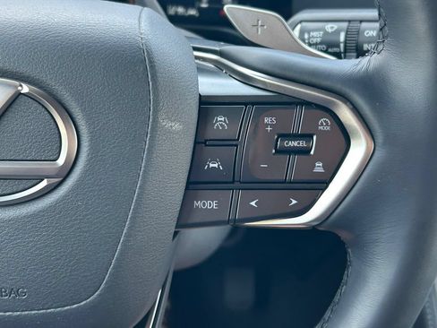 Used 2025 Lexus GX 550 w/ Accessory Package (2T) AWD/4WD image 44