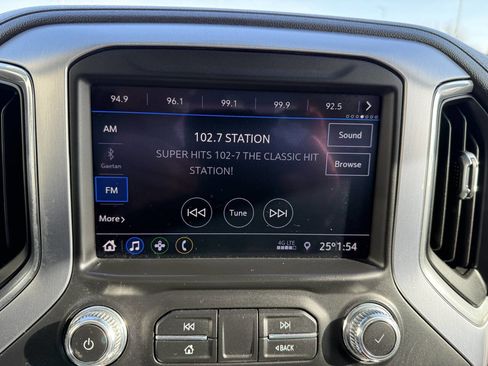 Used 2020 GMC Sierra 2500 SLE image 15