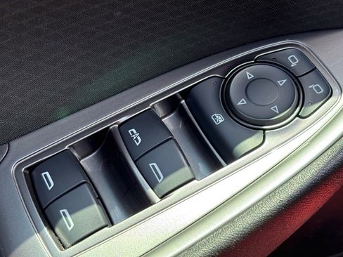 Used 2023 Chevrolet Malibu LT FWD image 11
