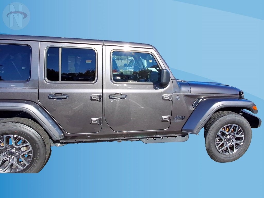 Certified 2026 Jeep Wrangler Unlimited Sahara AWD/4WD image 9