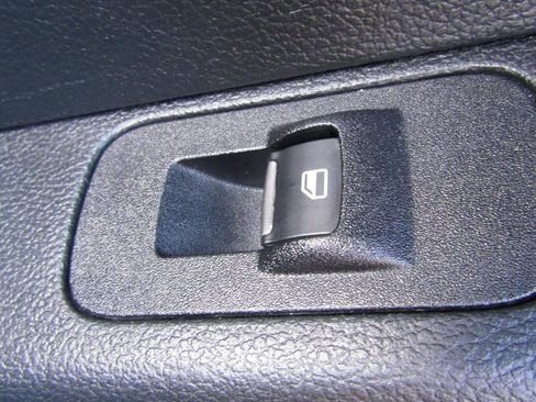 Used 2020 Ford F150 Raptor w/ Equipment Group 802A Luxury image 43