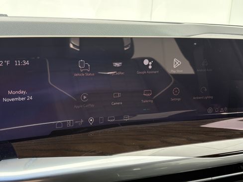 New 2026 Cadillac Escalade ESV Platinum Sport w/ LPO, ONYX Package image 18