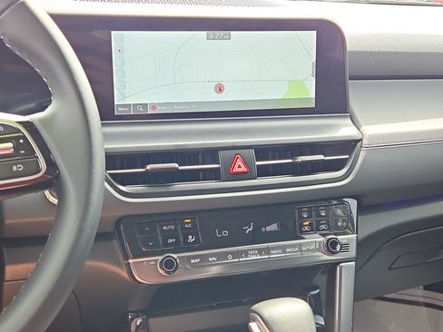 Used 2025 Kia Seltos EX w/ EX Sunroof Package FWD image 17
