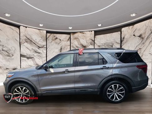 Used 2022 Ford Explorer ST-Line AWD/4WD image 5