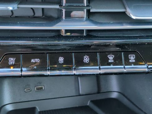 New 2026 Chevrolet Traverse LT w/ Driver Confidence Package image 27