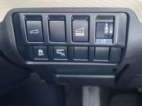 Used 2019 Subaru Ascent Premium AWD/4WD image 21