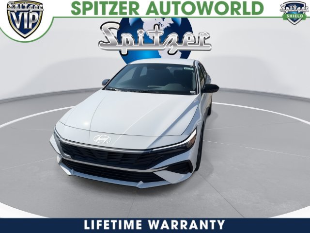 New 2026 Hyundai Elantra SEL FWD image 6