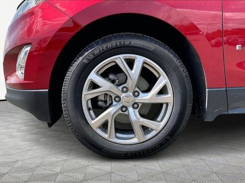Used 2018 Chevrolet Equinox Premier image 21