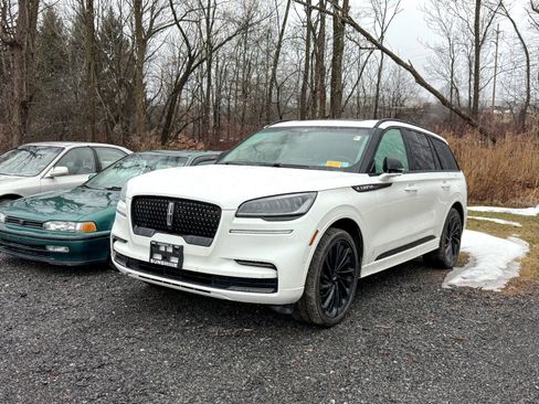 Used 2022 Lincoln Aviator Reserve w/ Equipment Group 201A image 8