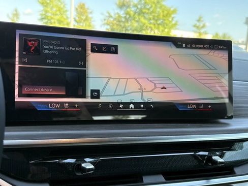 New 2026 BMW X5 xDrive40i w/ M Sport Package AWD/4WD image 25