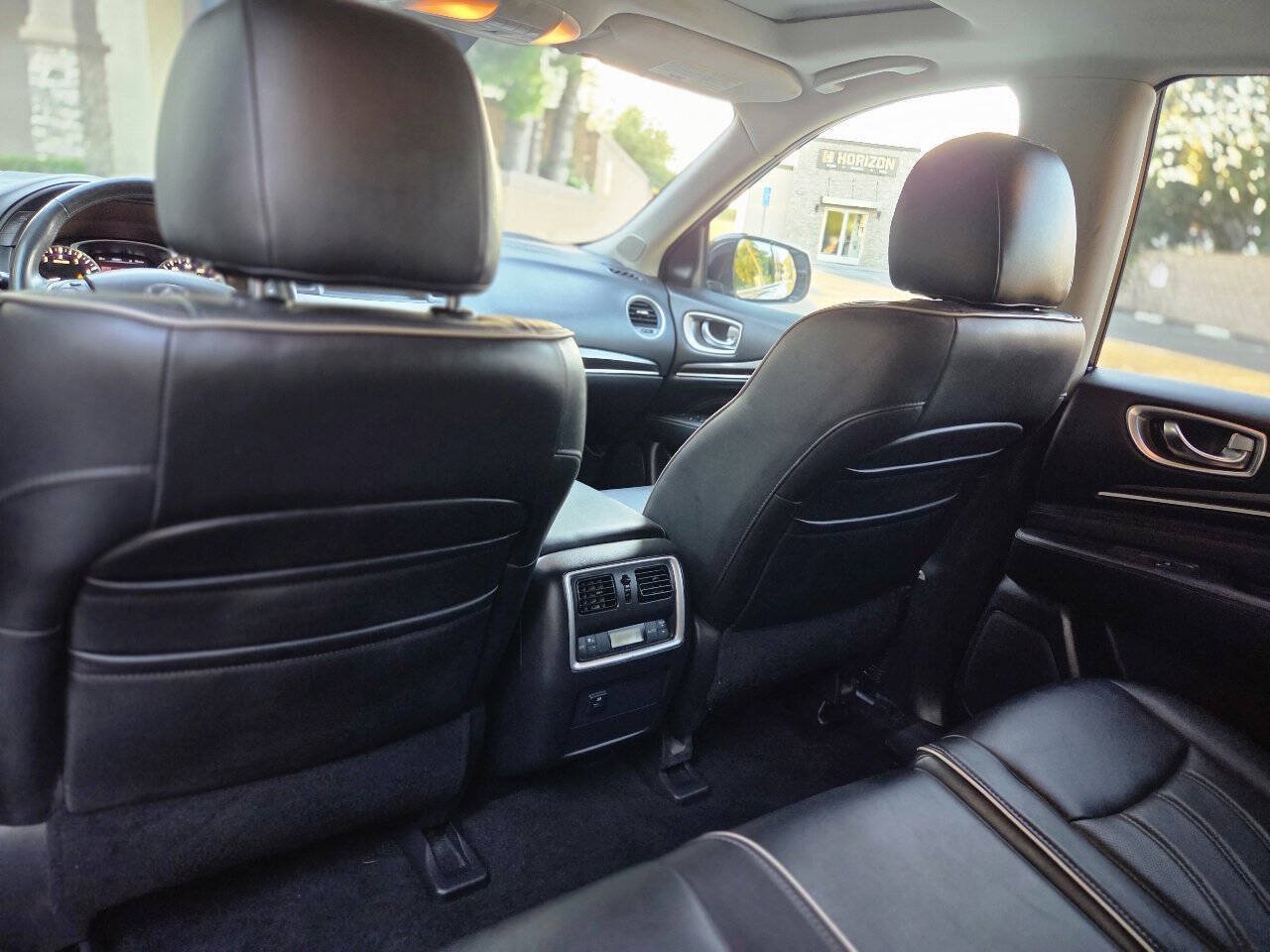 Used 2018 INFINITI QX60 Luxe w/ Premium Plus Package AWD/4WD image 28