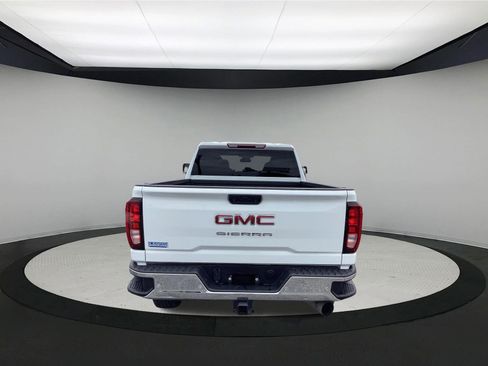 Used 2024 GMC Sierra 2500 Pro AWD/4WD image 7