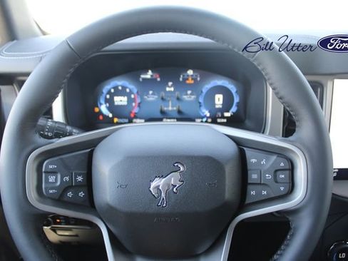 New 2025 Ford Bronco Outer Banks image 16