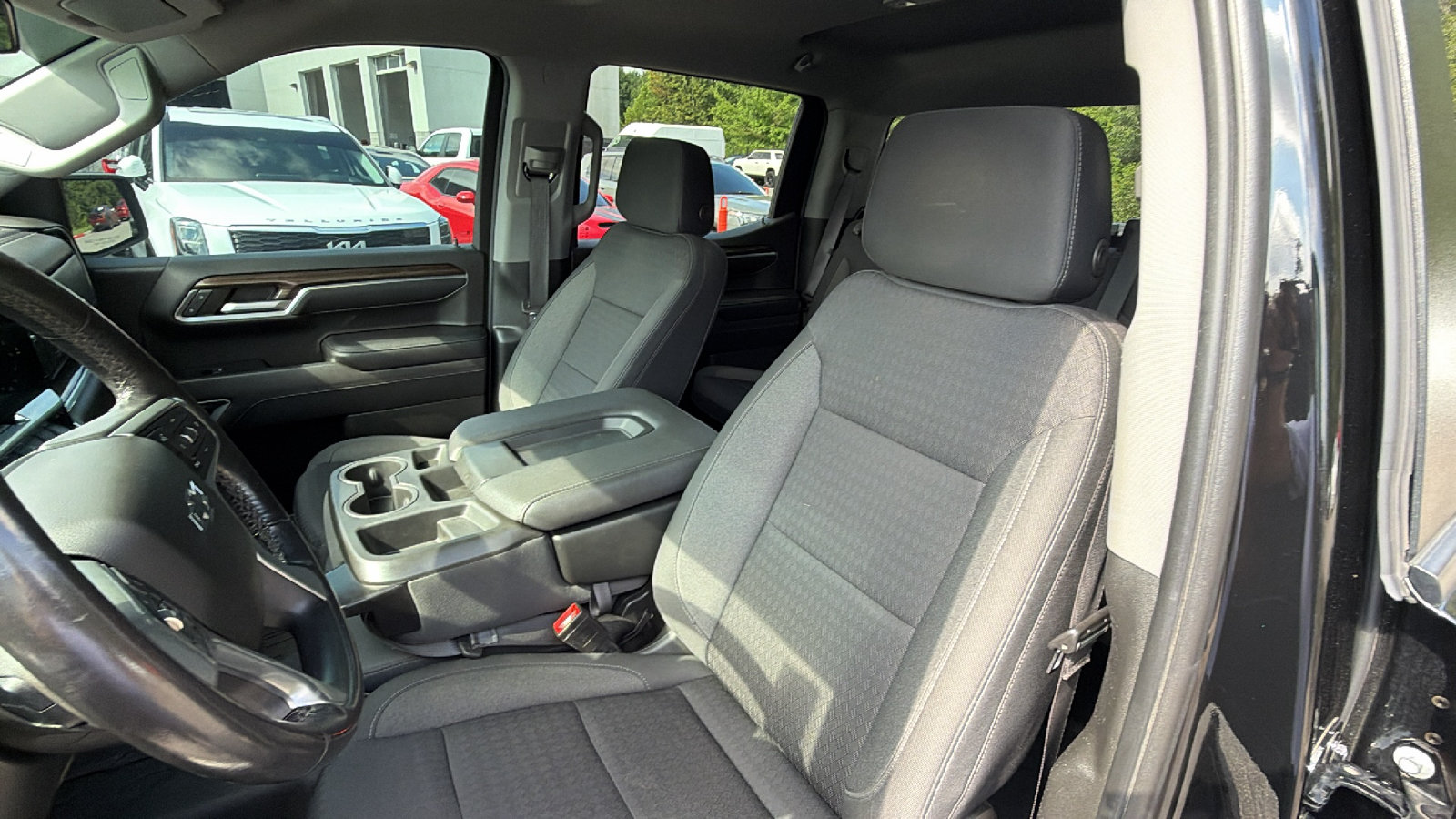 Used 2022 Chevrolet Silverado 1500 RST w/ Protection Package AWD/4WD image 17
