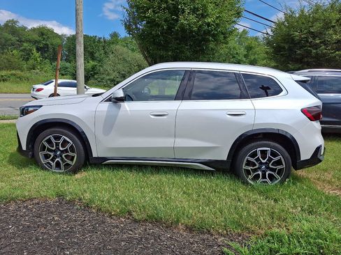 Used 2025 BMW X1 xDrive28i w/ Convenience Package AWD/4WD image 4