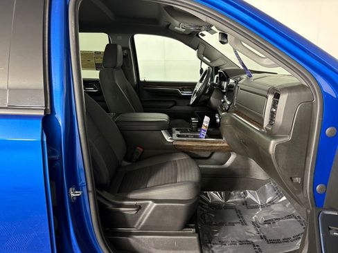 Used 2023 GMC Sierra 1500 Elevation image 35