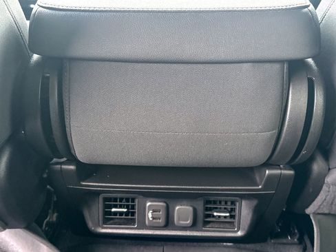 Certified 2021 Chevrolet Silverado 1500 RST image 22