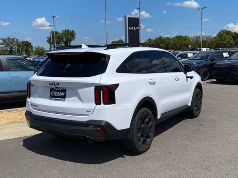 Certified 2025 Kia Sorento X-Line EX AWD/4WD image 7