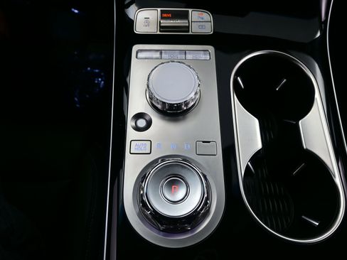 Certified 2026 Genesis GV70 2.5T image 21