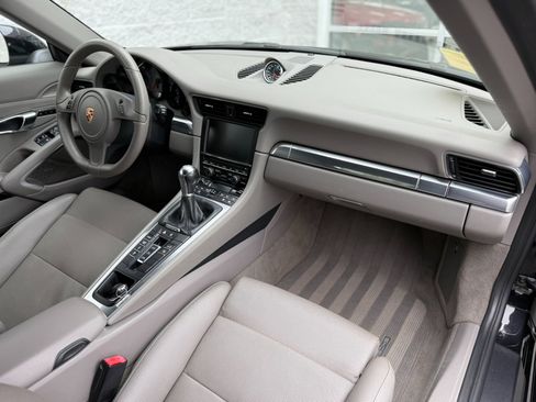 Used 2014 Porsche 911 Carrera S image 37