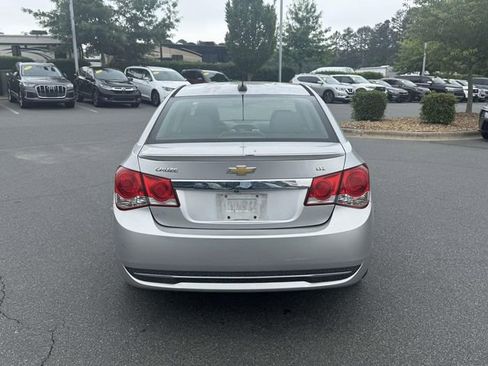 Used 2015 Chevrolet Cruze LTZ w/ Sun, Sound and Sport Package FWD image 5