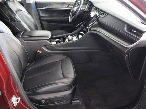 Used 2021 Jeep Grand Cherokee L Limited image 26