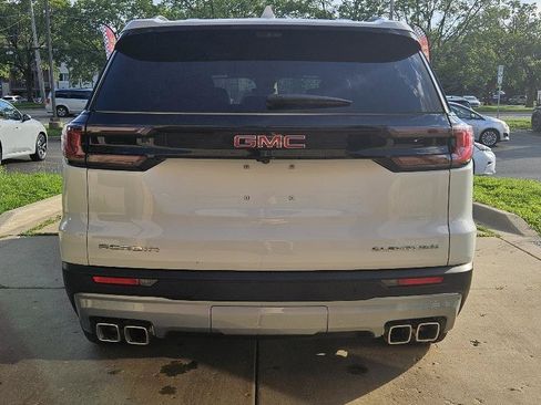Used 2026 GMC Acadia Elevation FWD image 6