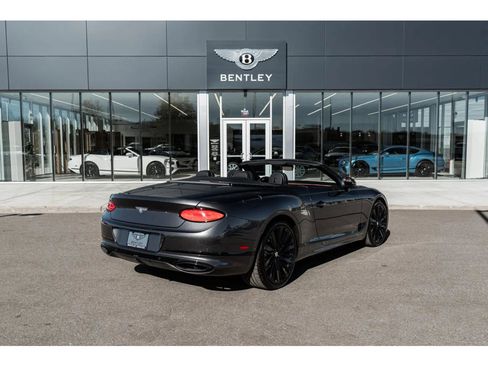 Used 2024 Bentley Continental GT Speed image 23