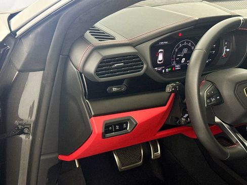 Used 2024 Lamborghini Urus S AWD/4WD image 10