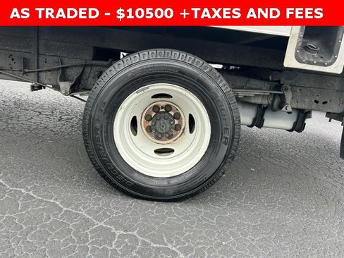 Used 2019 Ford E-350 and Econoline 350 Super Duty w/ Power Windows & Locks Group image 10