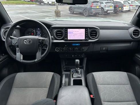 Used 2022 Toyota Tacoma TRD Off-Road w/ Black Out Package (TMS) image 15