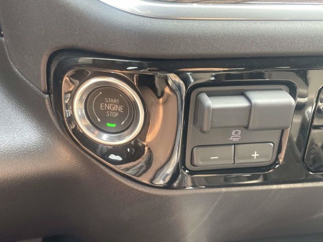 New 2026 Chevrolet Silverado 1500 RST w/ RST All Star Premium Package AWD/4WD image 18