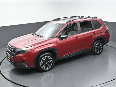 Used 2025 Subaru Forester Premium w/ Convenience Package #1 AWD/4WD image 42