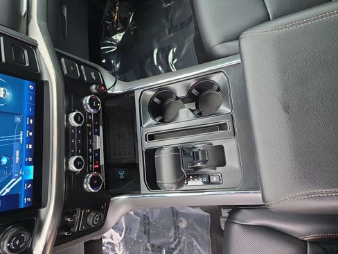 Used 2023 Ford F150 Lariat w/ Trailer Tow Package image 26