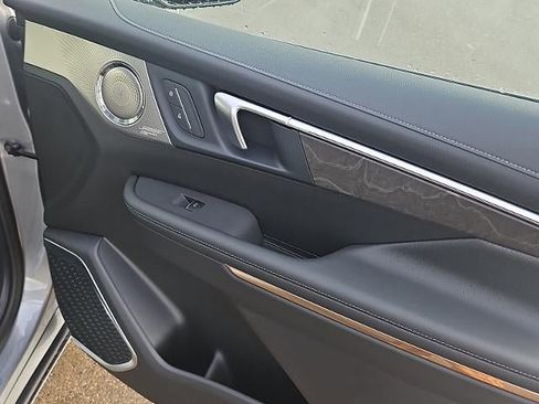 New 2026 Buick Enclave Avenir w/ Super Cruise Package image 14