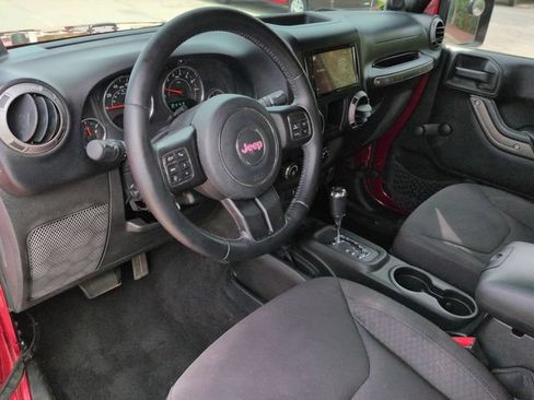 Used 2013 Jeep Wrangler Sport w/ Connectivity Group AWD/4WD image 14