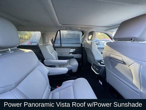 Used 2025 Ford Expedition Active image 15