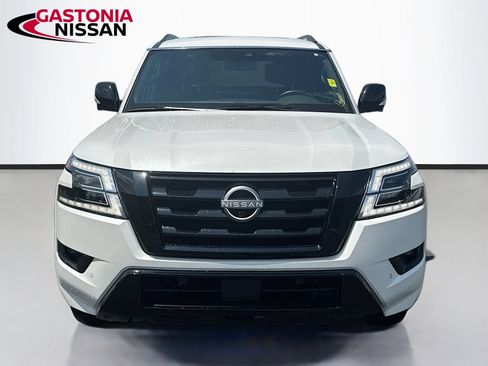 Used 2023 Nissan Armada SL w/ Midnight Edition Package RWD image 2