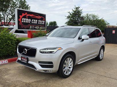 Used 2016 Volvo XC90 T6 Momentum w/ Momentum Plus Package