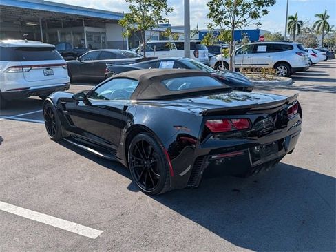 Used 2019 Chevrolet Corvette Grand Sport w/ Carbon Flash Badge Package image 9