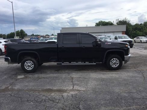 Used 2022 Chevrolet Silverado 2500 LT w/ Convenience Package AWD/4WD image 10