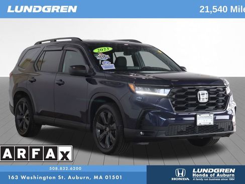 Used 2023 Honda Pilot Sport image 1